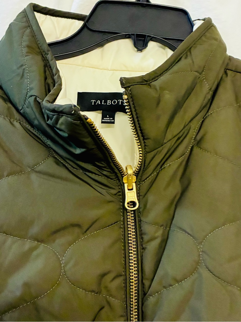 Talbots Reversible cool weather Vest. Olive Green& Ivory. Front zipper 2 pockets - Picture 5 of 15